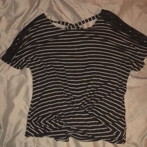striped top!